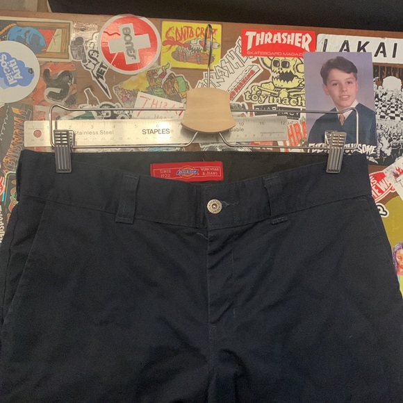 I am selling a pair of dickies workwear/dress pants - Picture 3 of 5